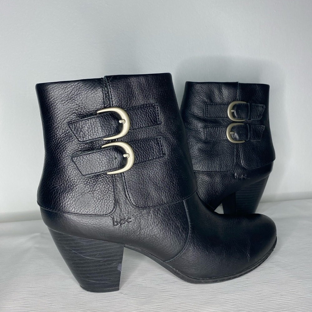 Boc woman boots 9.5